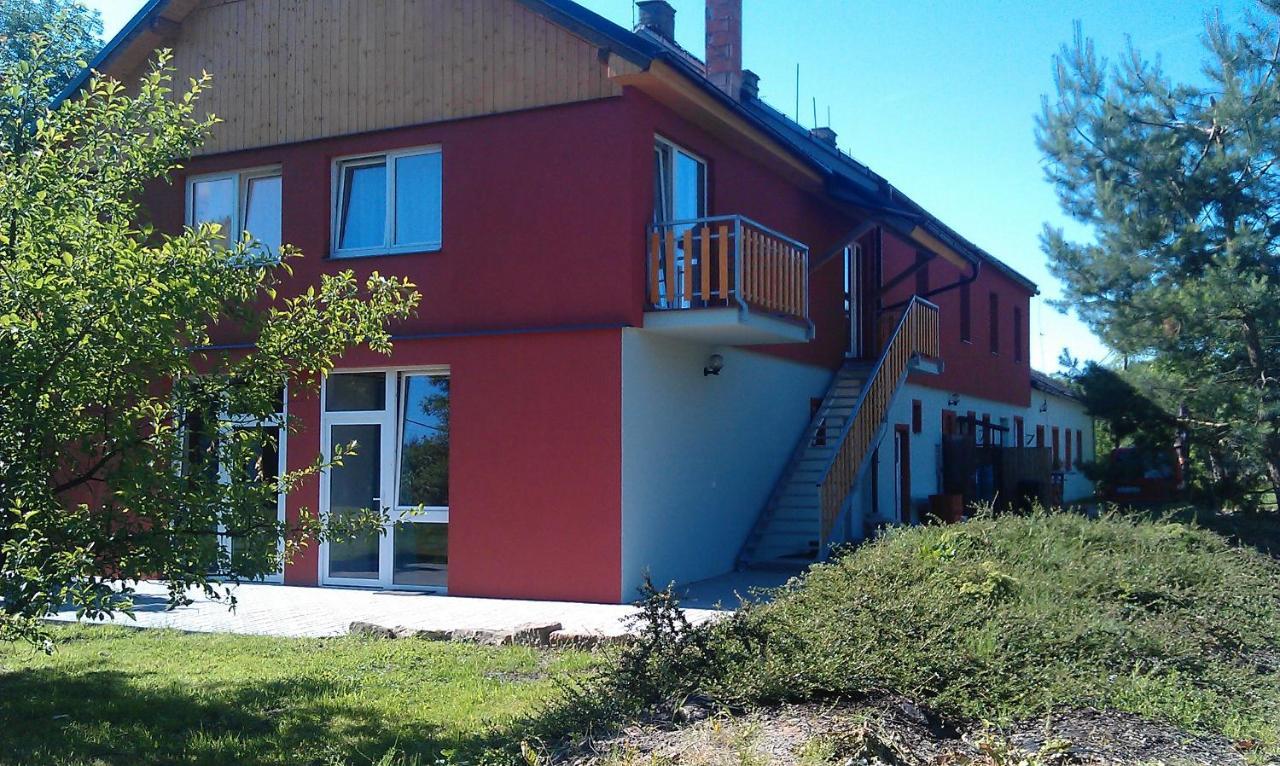 Penzion Slunecno Dobsin Exterior photo